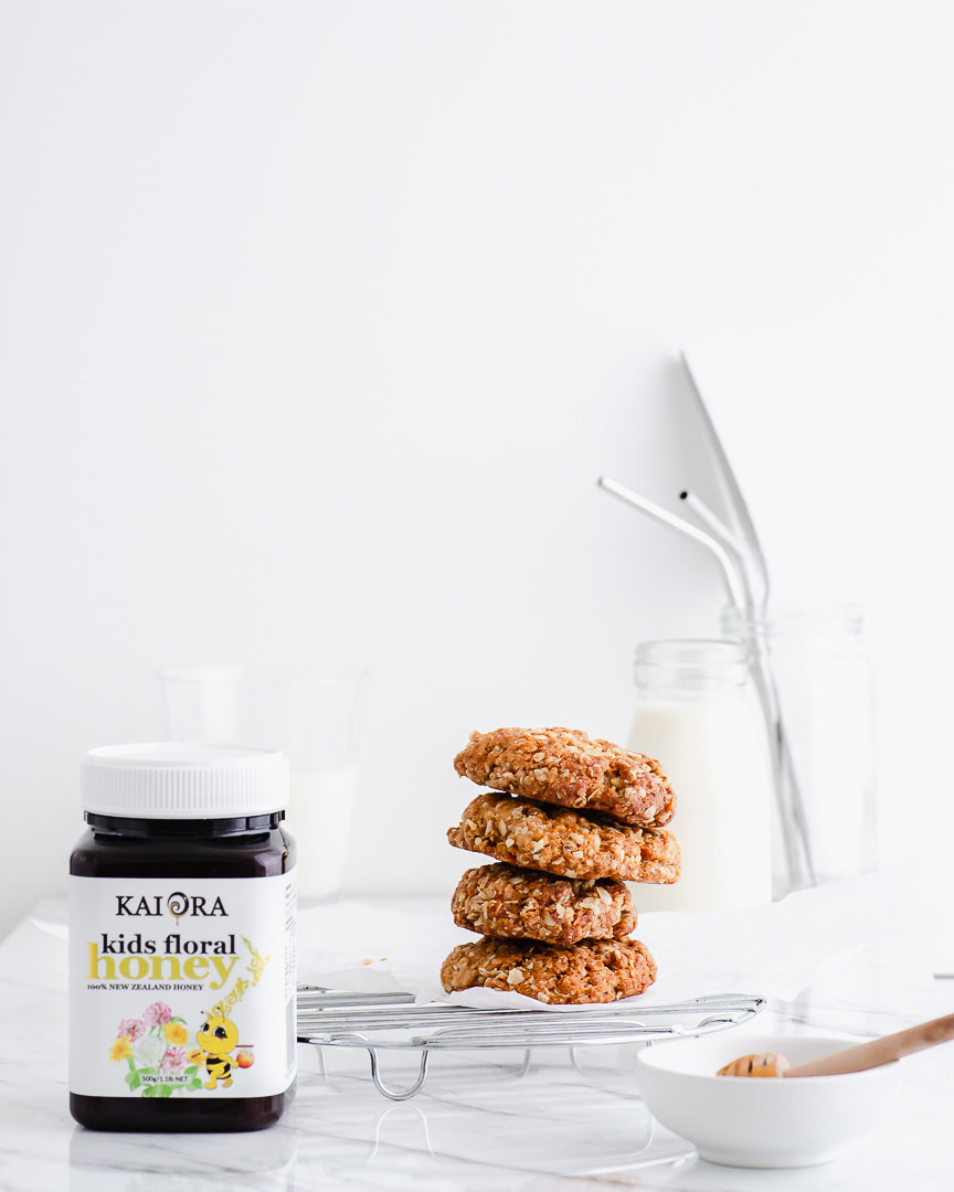 Anzac Biscuits with Kids Floral Honey - Kai Ora Honey Limited, New Zealand