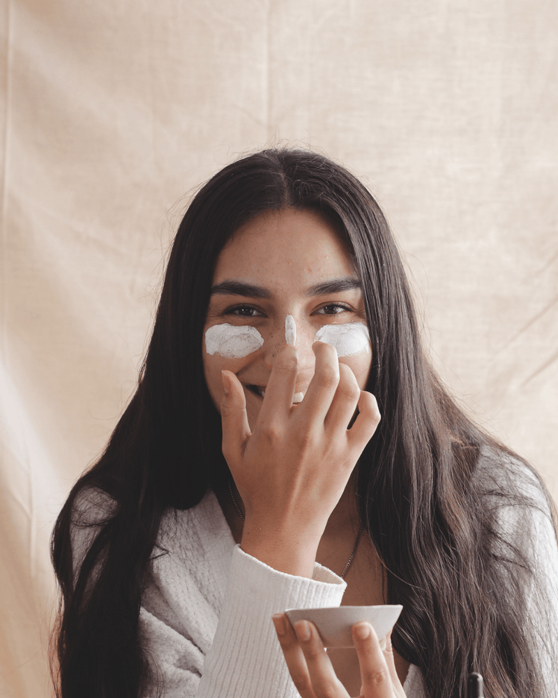 DIY Manuka Honey Face Masks