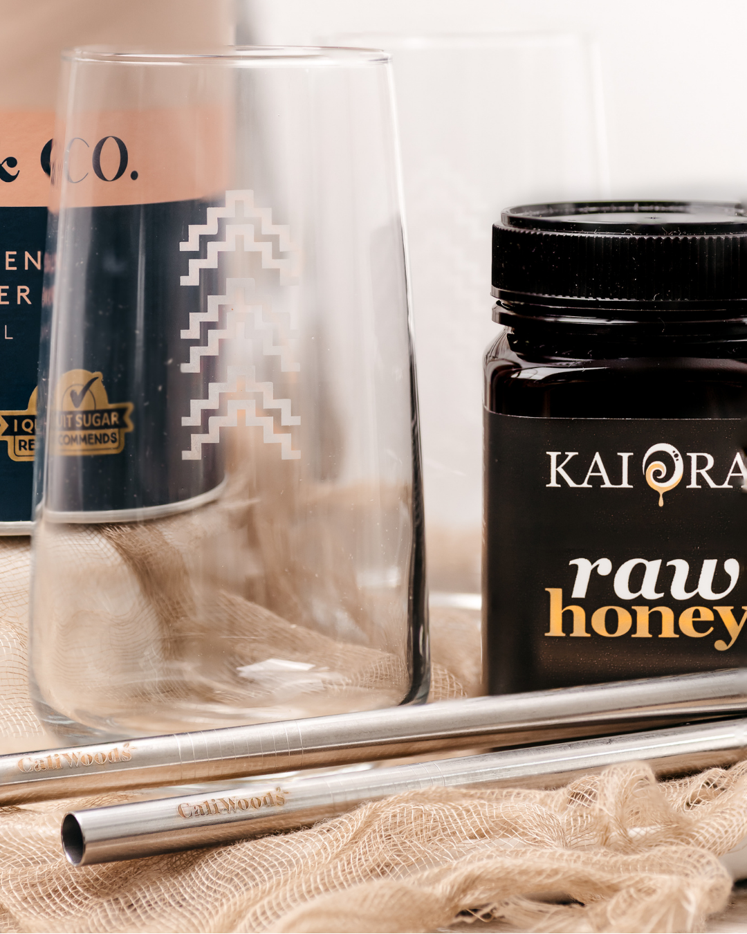 
                  
                    Raw Mānuka Honey
                  
                